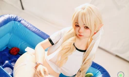 体操服少女？！
