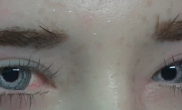 冬天吃香菜0102款美瞳眼