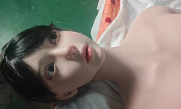 同事想要玩我老婆，就借他玩几天，把他爽的
