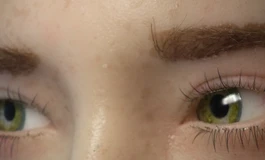 冬天吃香菜0112美瞳眼