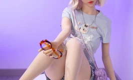从妆面到穿搭 拆解这组甜妹写真的小心机