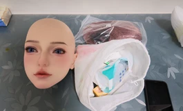 以购YIQ DOLL阿婼