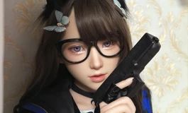 草莓园萌茵cos穿越火线关小雨青春版