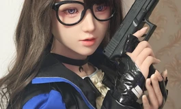 草莓园萌茵cos穿越火线关小雨青春版