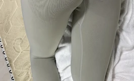 玩一下瑜伽裤