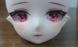 电脑旁边的杯子应该可以压泡面吧？