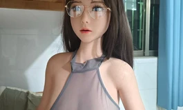 下课了，老师穿这样来寝室查岗