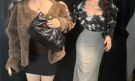 今天闺蜜去逛街，两个巨乳美女也太吸引人了---序界身体和头雕